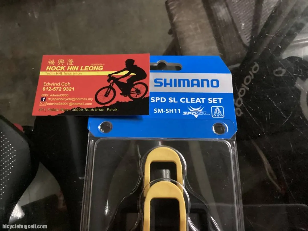 Shimano SH11 Shoe Cleat / Shimano Original  ( free pos w.m )