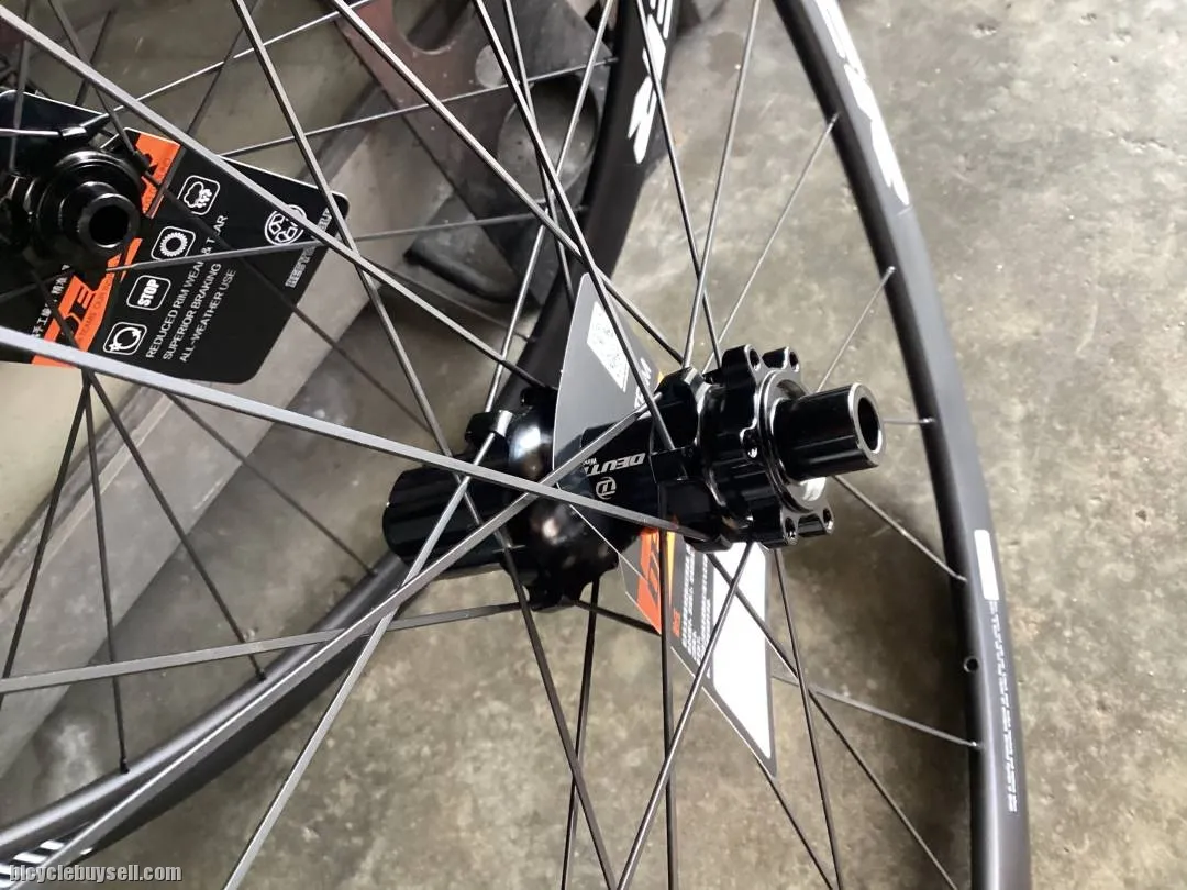 Deuter HandMade DB Wheelset 30mm (free pos w.m)
