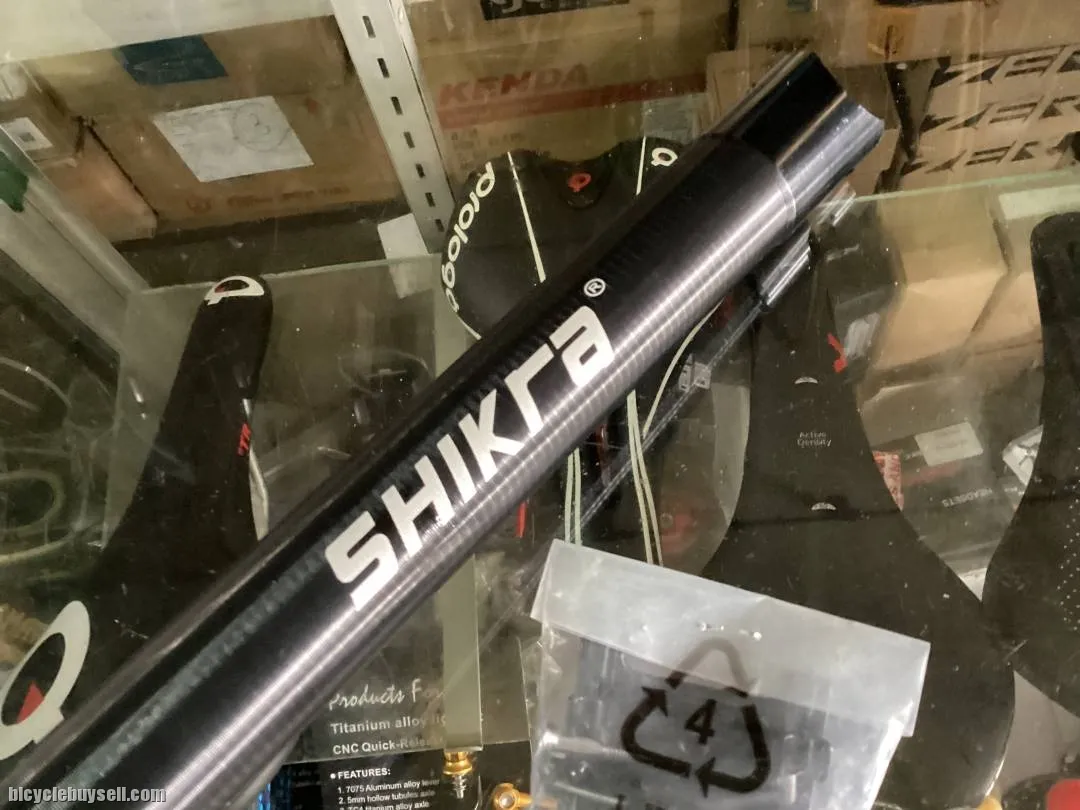 Shikra Folding Light Seatpost 33.9/600L (free pos w.m)