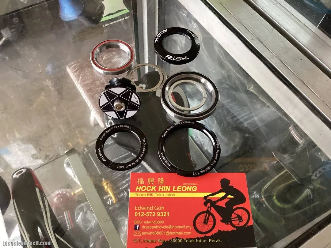 Risk Intergrade Tapered Headset 41.8/52mm (free pos w.m)