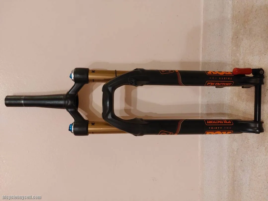 (SOLD) Fox 32 Factory