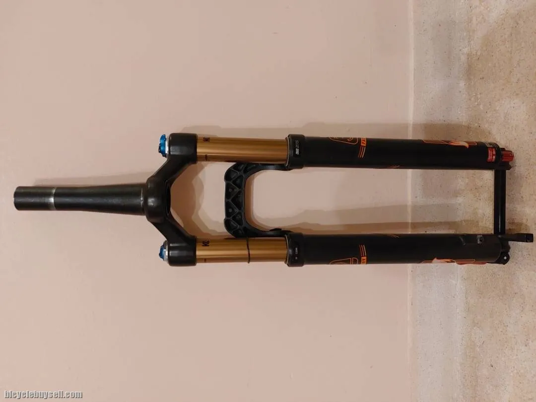 (SOLD) Fox 32 Factory