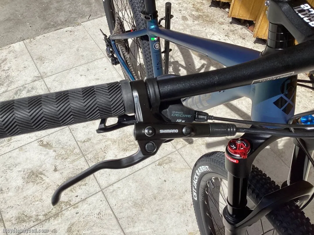 Camp Hydes 9.2 New Deore 12speed - free courier