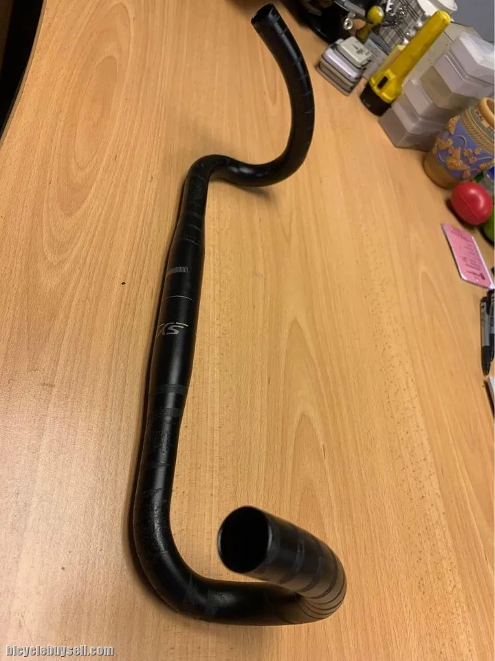 Road Bike Handlebar - Syncros RR2.0 Anatomic 31.8mm