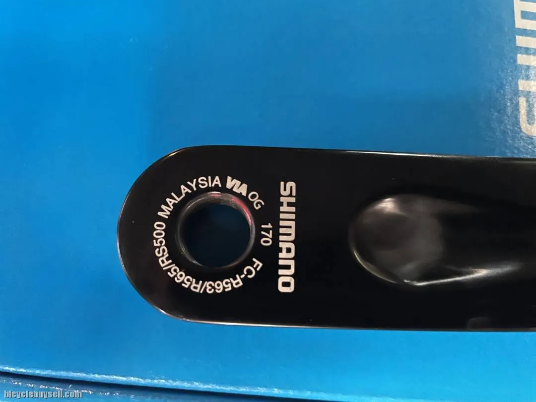 Shimano Crankset