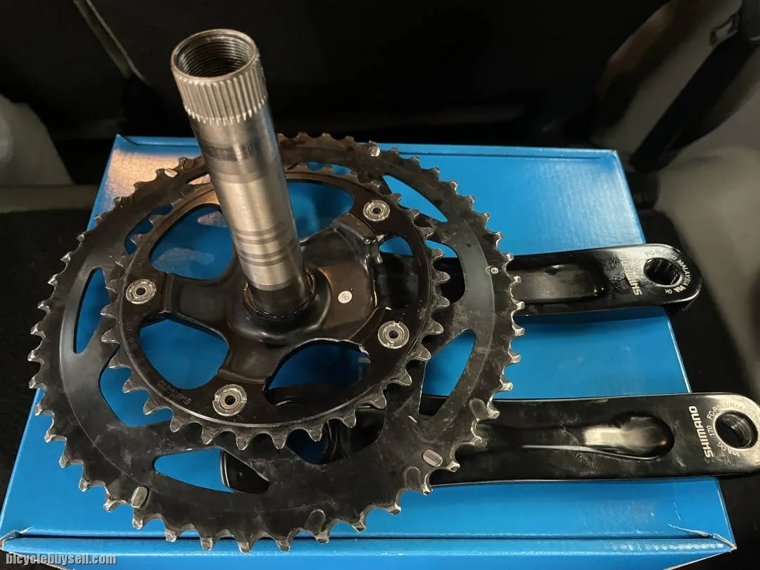 Shimano Crankset