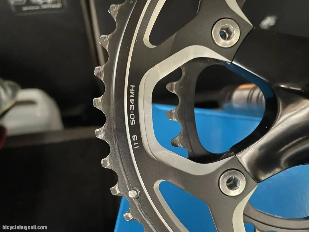 Shimano Crankset