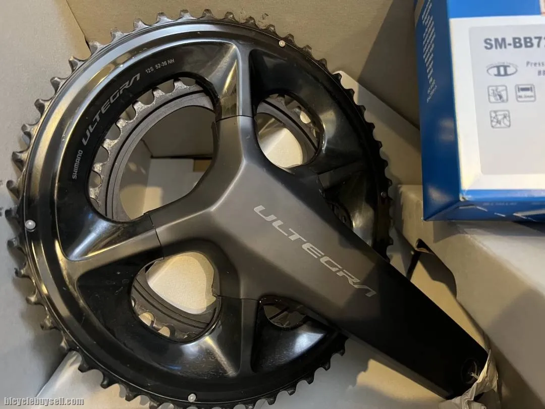 [SOLD] Shimano Ultegra Di2 R8150 R8100 Groupset (rim brake 12-speed)