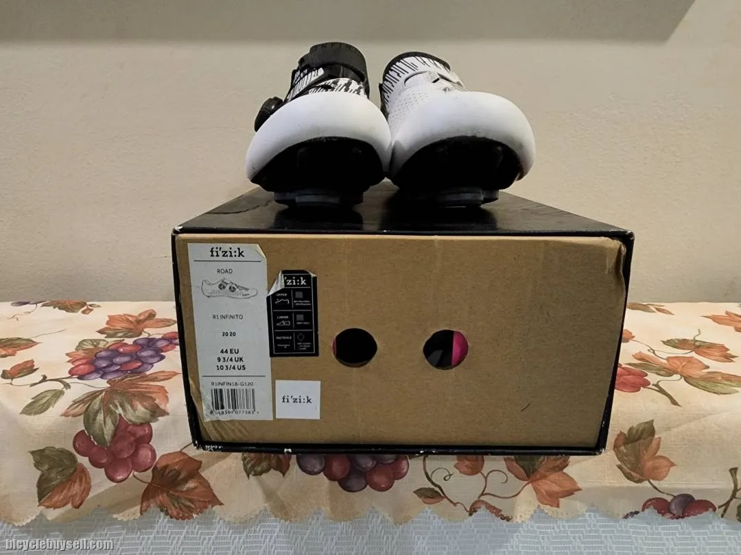 FIZIK R1 Infinito Road Shoes Giro Special Edition Size 44