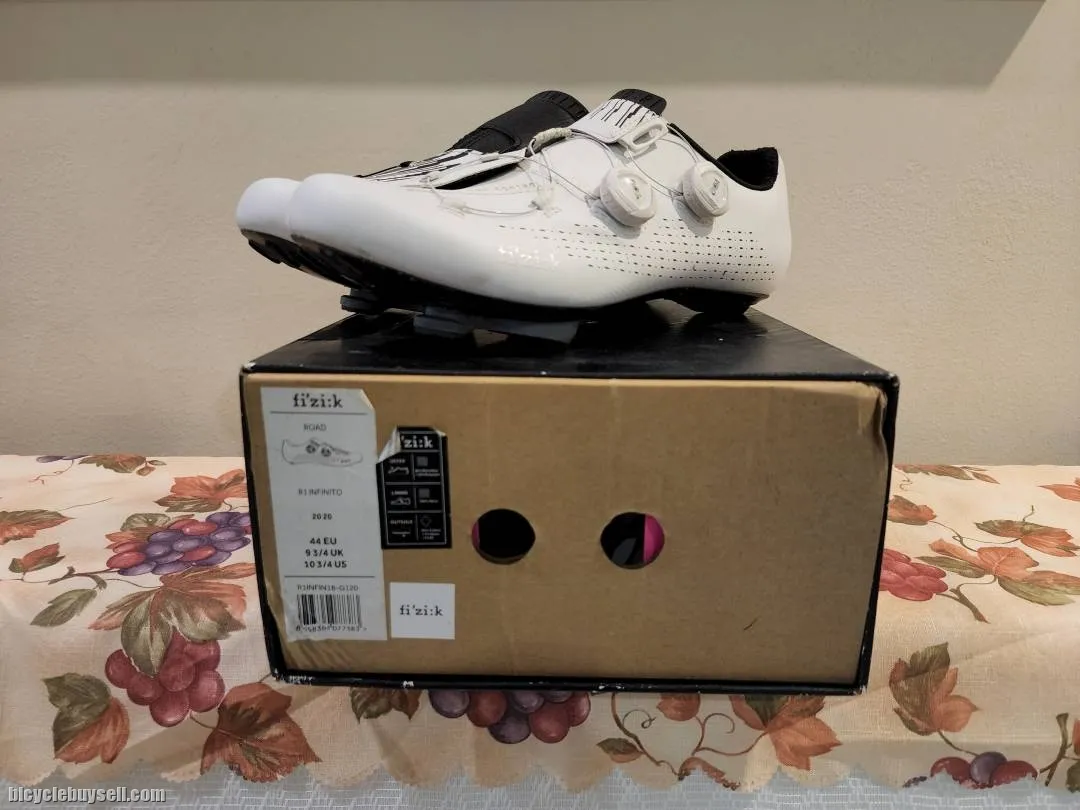 FIZIK R1 Infinito Road Shoes Giro Special Edition Size 44