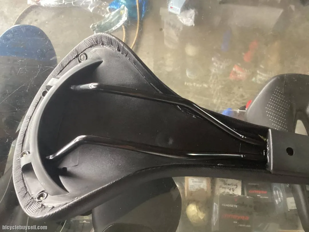 Luce Z18 Comfort Saddles (free pos w.m)