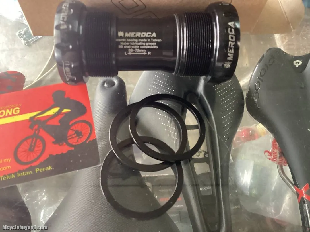 Meroca Ceramic BSA Thread BB / Taiwan (free pos w.m)