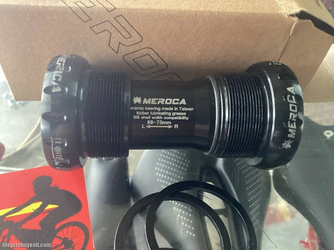 Meroca Ceramic BSA Thread BB / Taiwan (free pos w.m)