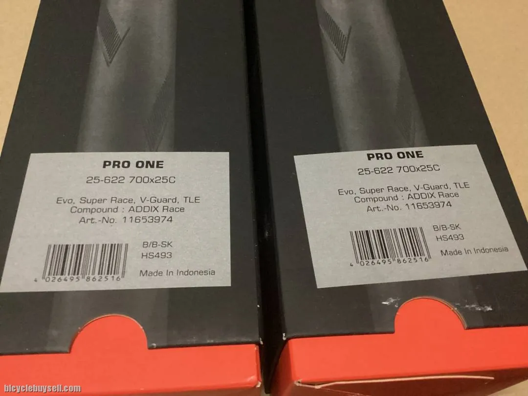 Schwalbe Pro One Tubeless Tire 700x25c - 1Pair (free pos w.m)