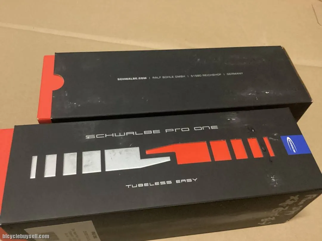 Schwalbe Pro One Tubeless Tire 700x25c - 1Pair (free pos w.m)