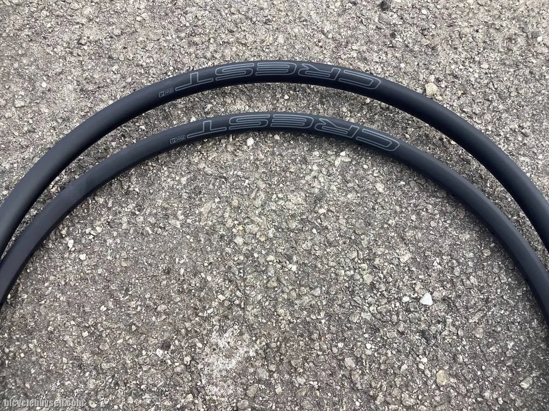 Ztr Crest MK4 32-Hole / 29er Rimset (free pos w.m.)