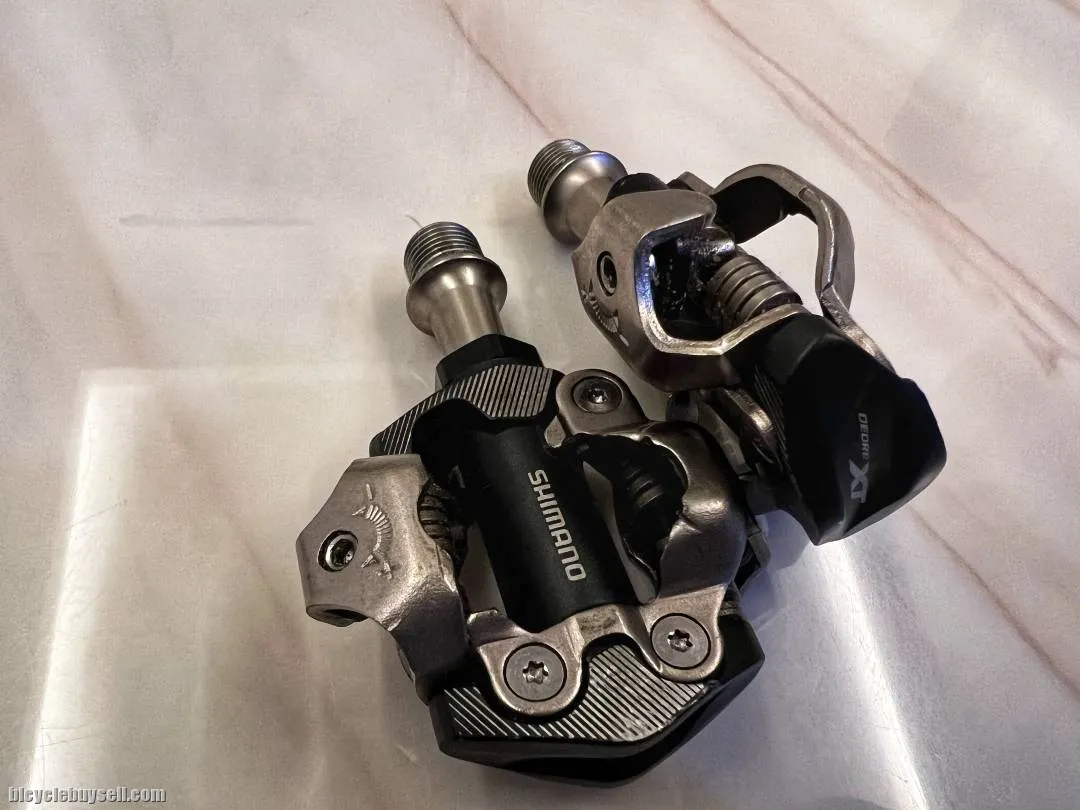 PEDAL XT LIKE NEW