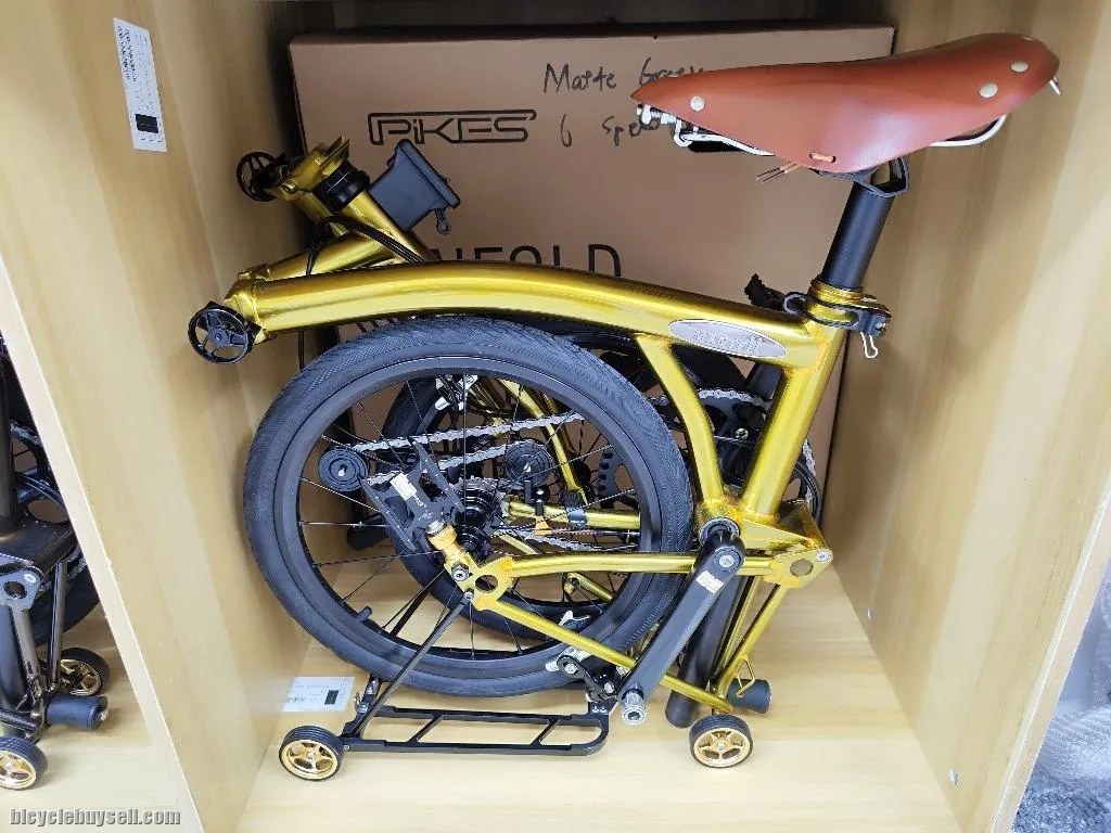 Premium Trifold Collection, Mantell, Leggero Premium, Bike's Custom, Carbon Wheelset