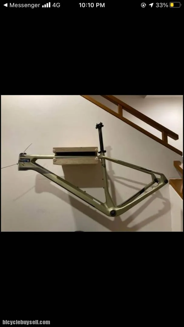 Polygon Carbon Frame