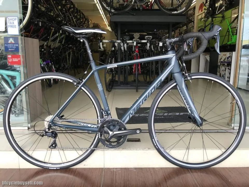 MERIDA SCULTURA 200 Super Low Mileage