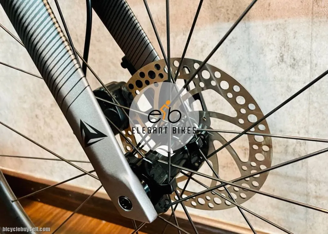UCI FRAME CARBON WHEEL JAVA TRINITY DISC SHIMANO 22SP R7000