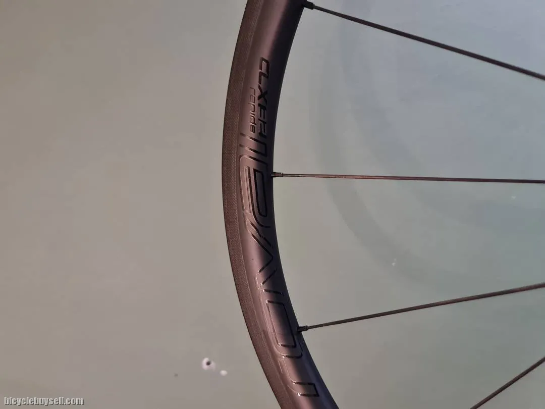 Roval Rapide CLX32 with ceramic speed bearings