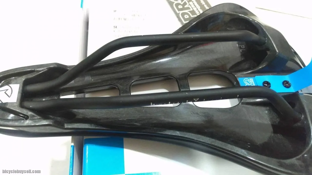 Shimano Pro Stealth Saddle.STIFF &amp; LIGHT WEIGHT