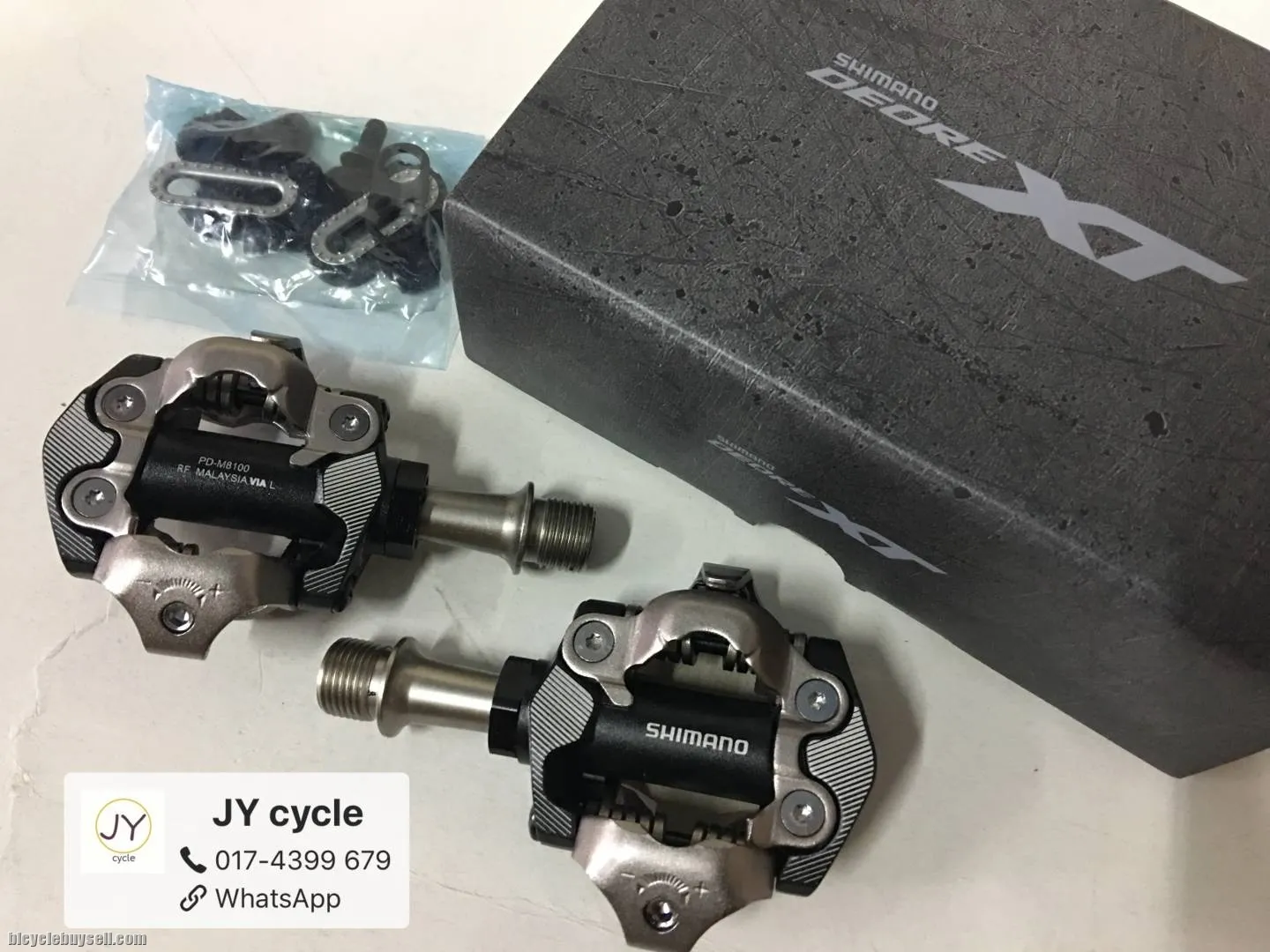 Shimano Deore XT PD-M8100 MTB Pedals with SM-SH51 Cleats - free pos