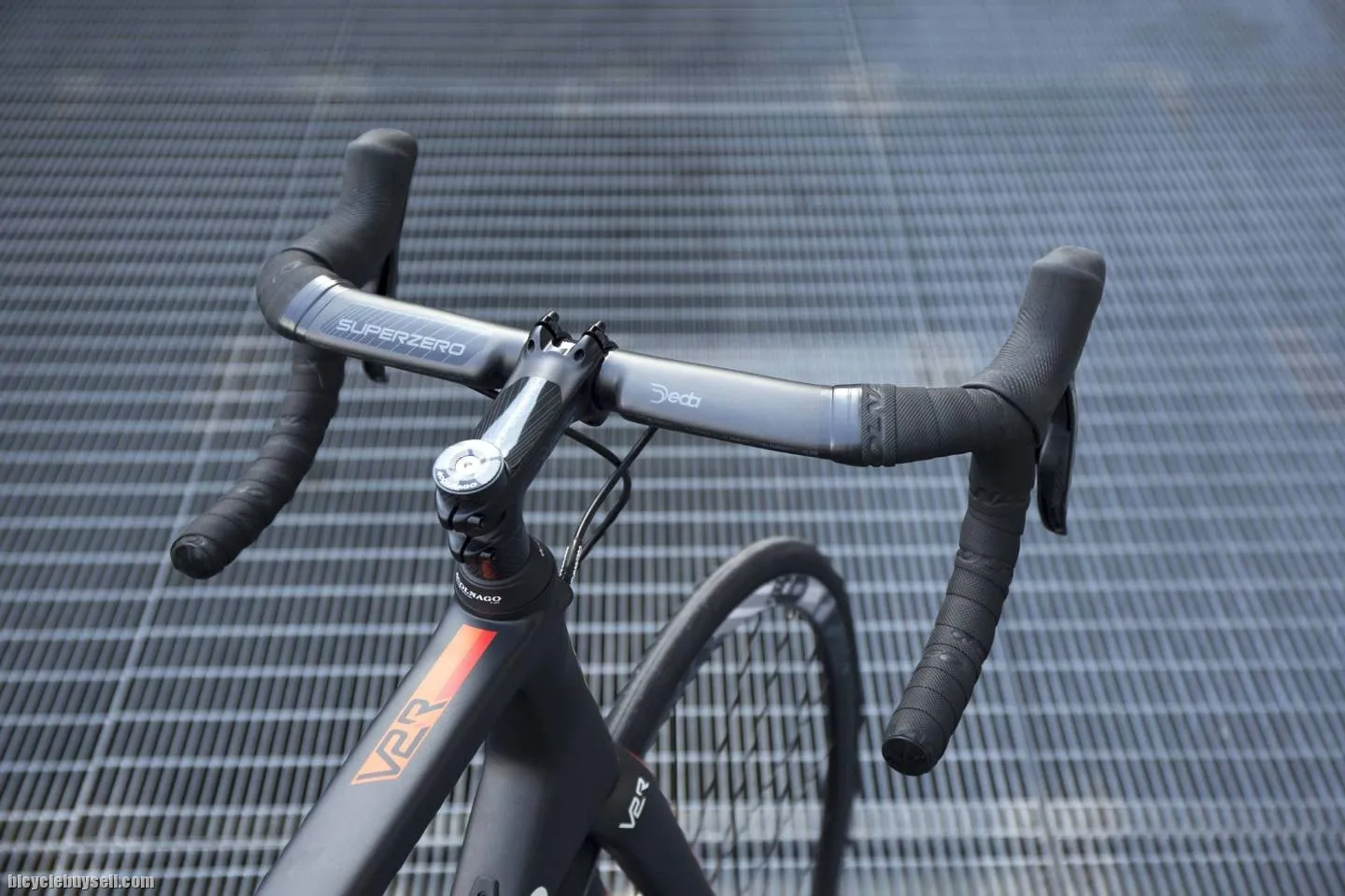 DEDA ELEMENTI SUPERZERO CARBON AERO DCR RHM RAPID HAND MOVEMENT ROAD BIKES HANDLEBARS