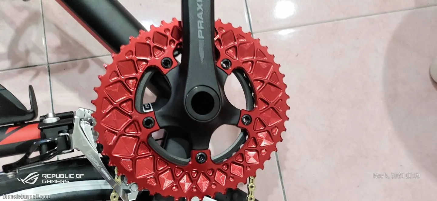 Absolute black oval chainring 110/5bolt