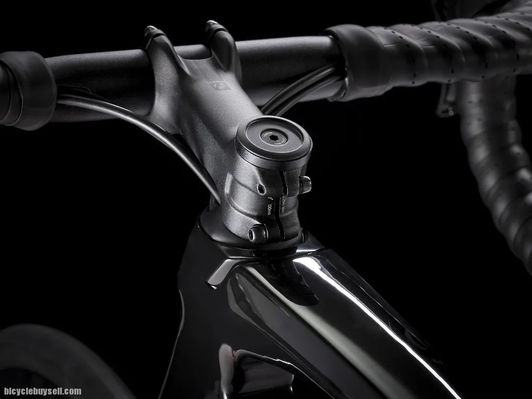 TREK MADONE SL 6 DISC READY STOCK !
