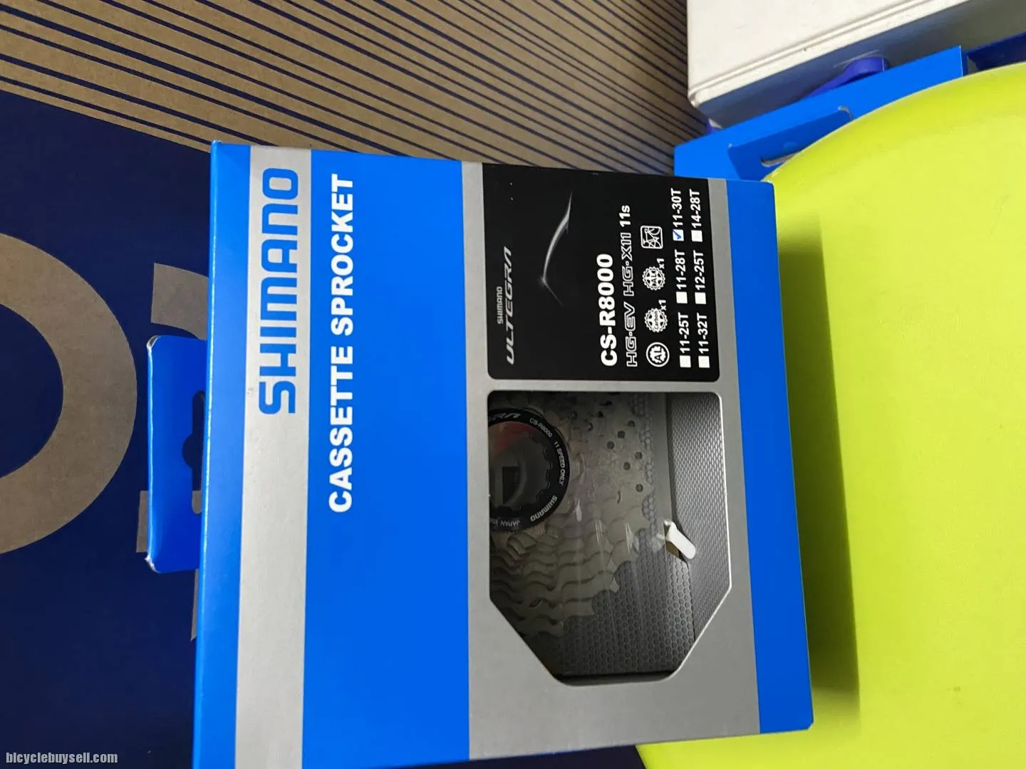 Shimano Cassette 11speeds Ultegra 34T,32T and 30T.