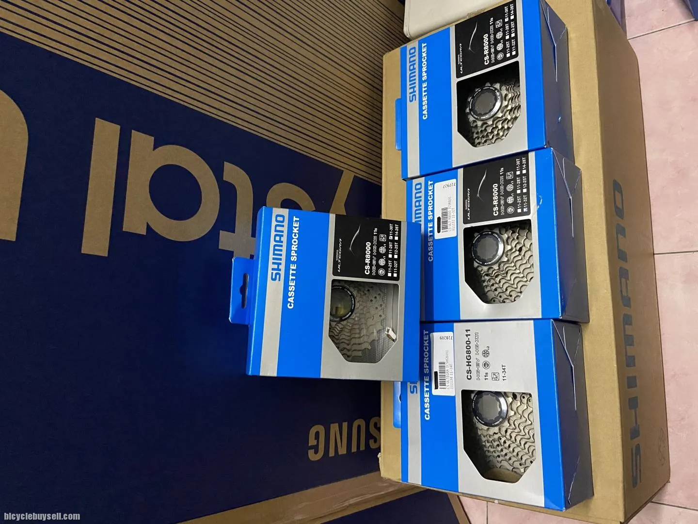 Shimano Cassette 11speeds Ultegra 34T,32T and 30T.