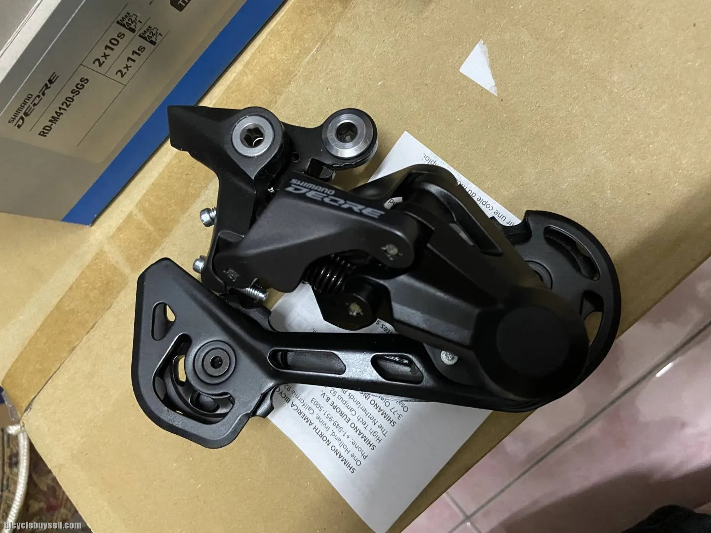 Shimano deore  RD 11speeds and 10 speeds