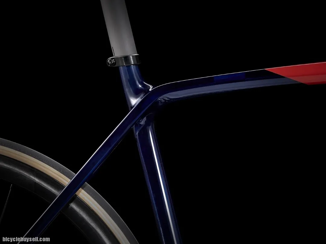 2023 TREK EMONDA SLR 9 E-TAP READY STOCK !