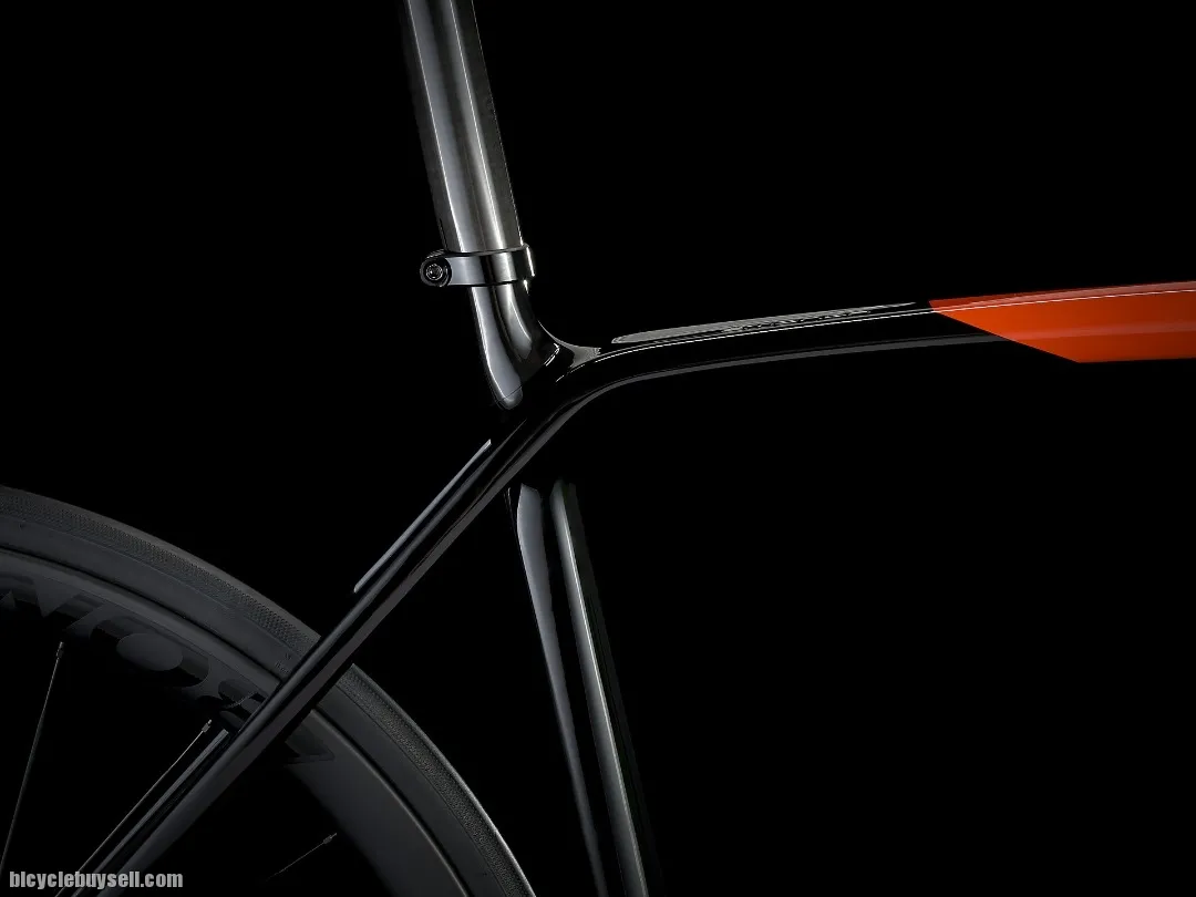 2022 TREK EMONDA SL 6 PRO READY STOCK !