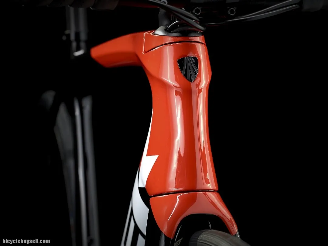 2022 TREK EMONDA SL 6 PRO READY STOCK !
