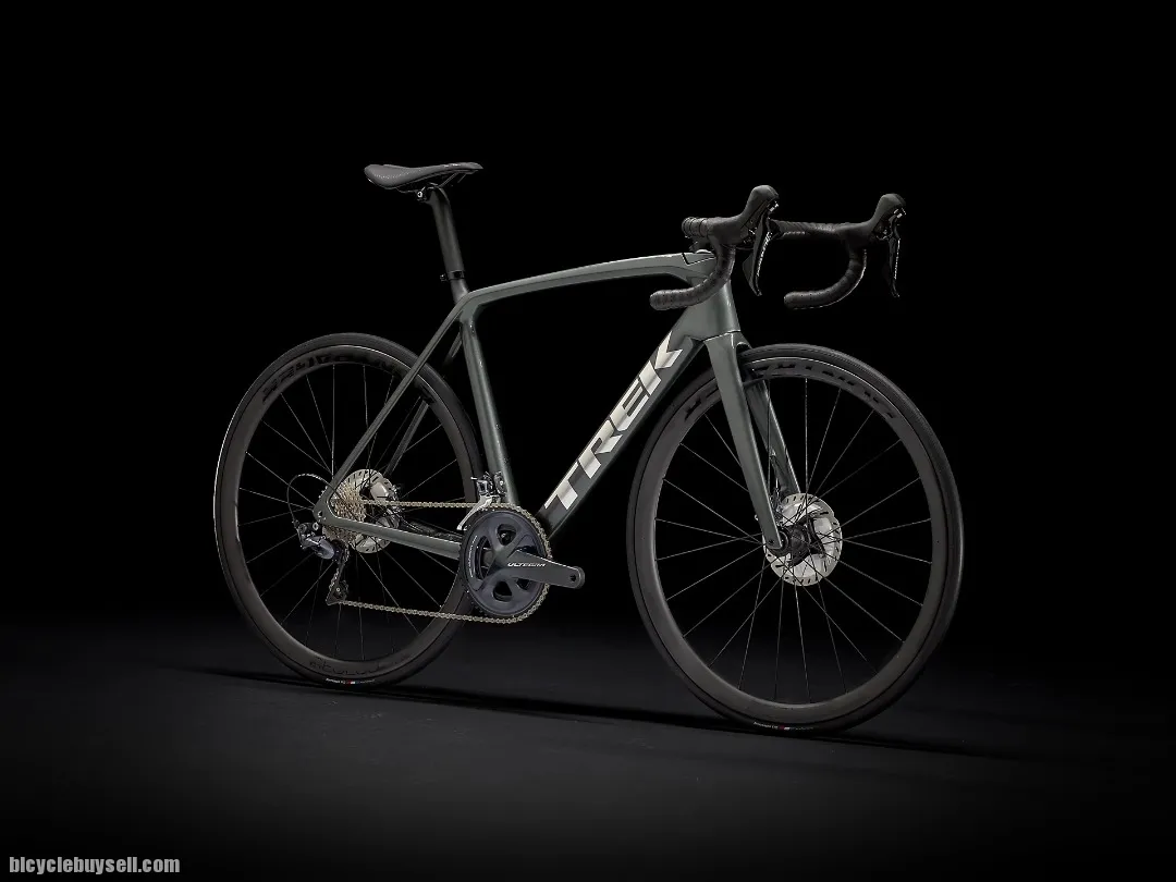 2022 TREK EMONDA SL 6 PRO READY STOCK !