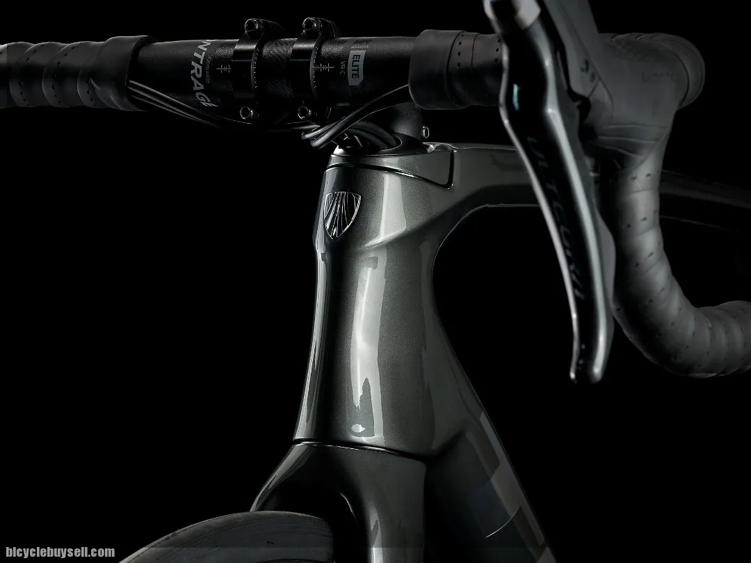 2022 TREK EMONDA SL 6 PRO READY STOCK !