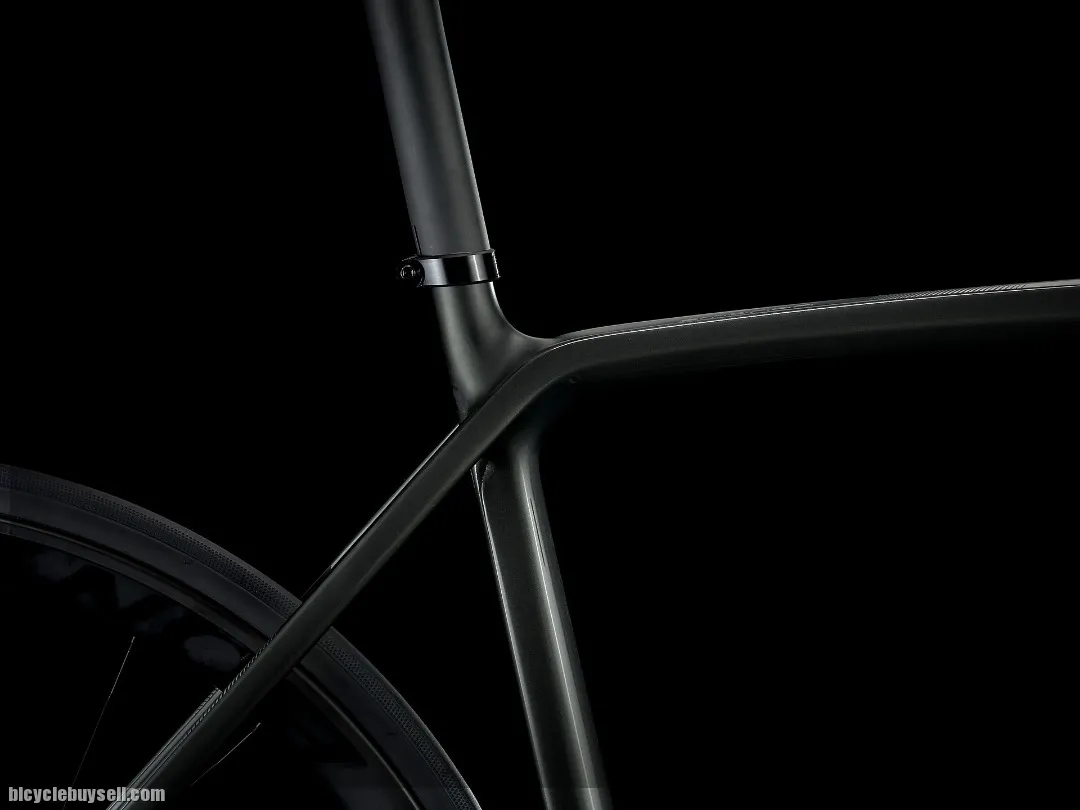 2022 TREK EMONDA SL 6 PRO READY STOCK !
