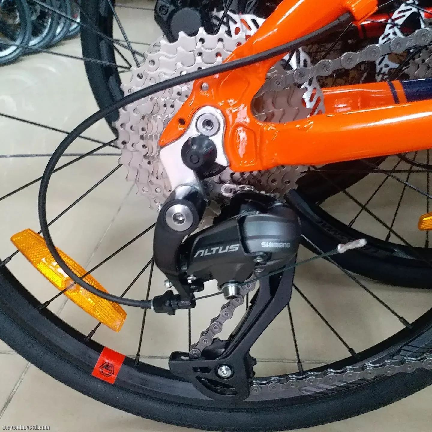 CROSSMAC HAAGEN 901 FOLDING BIKE 20 451 9 SPEED
