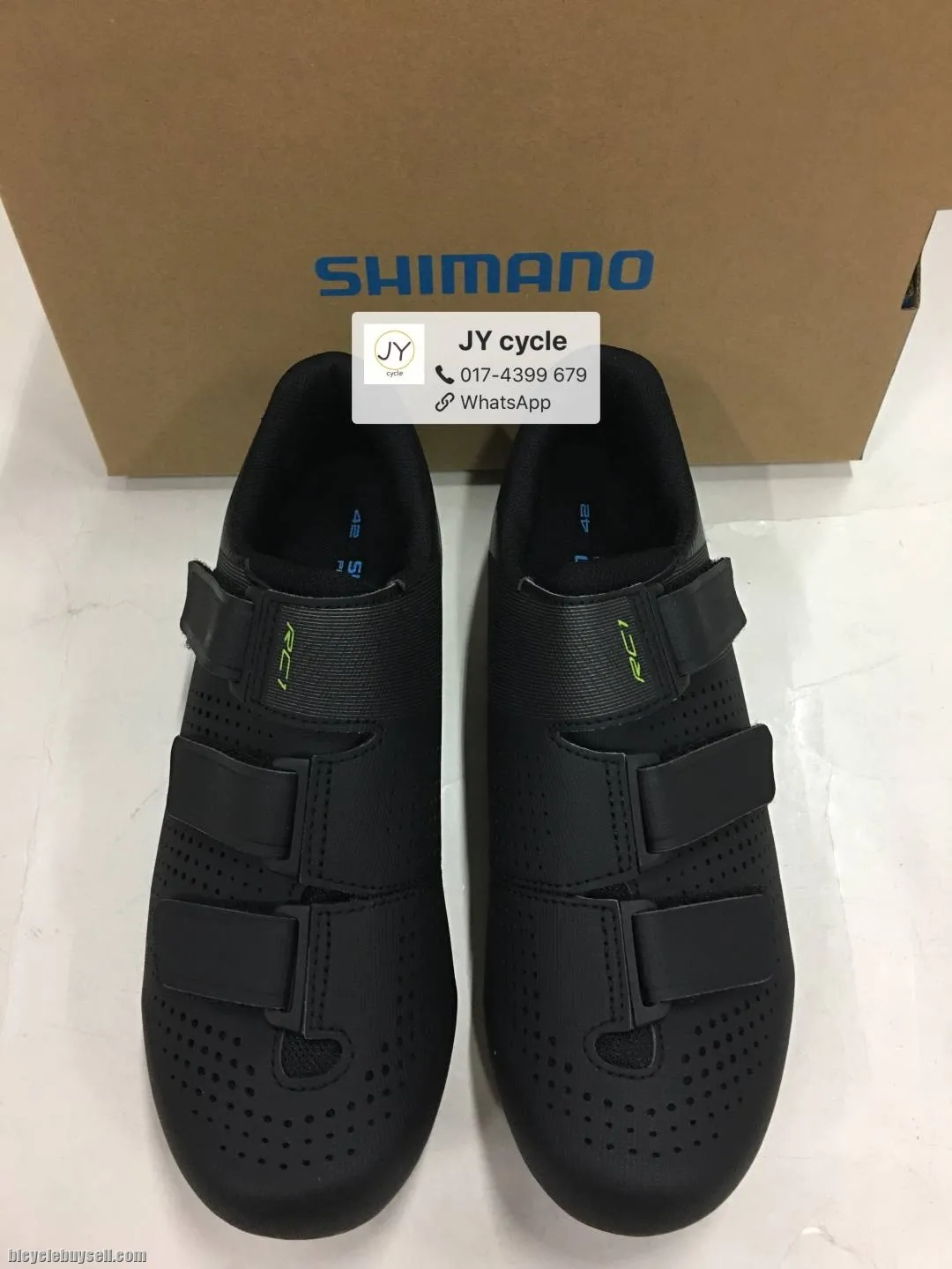 SHIMANO RC1 Cycling Shoes (ROAD) - FREE POSTAGE