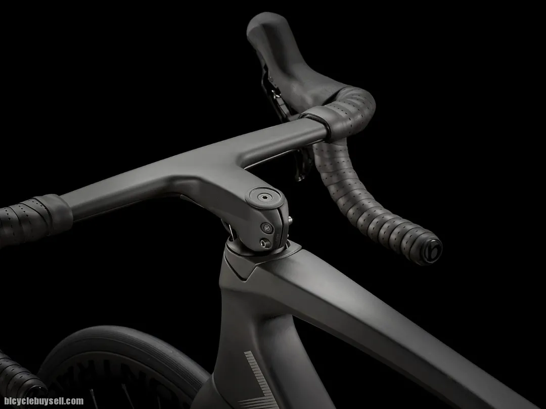 2022 EMONDA SLR 6 DISC !