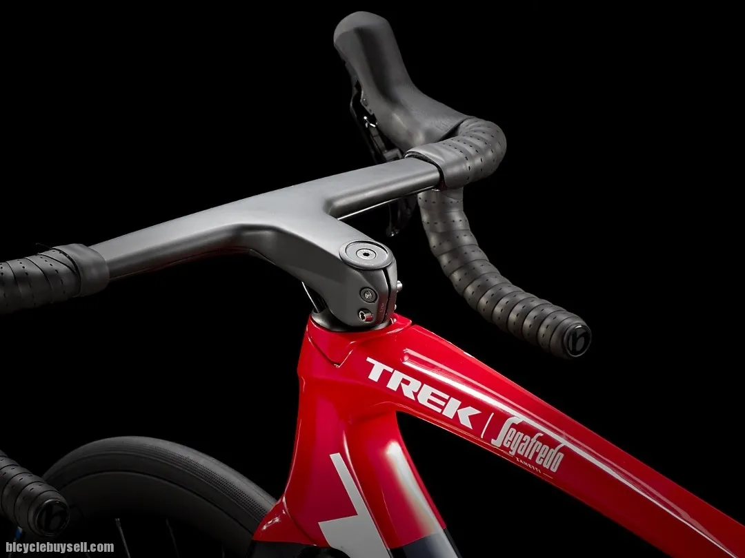2022 EMONDA SLR 6 DISC !