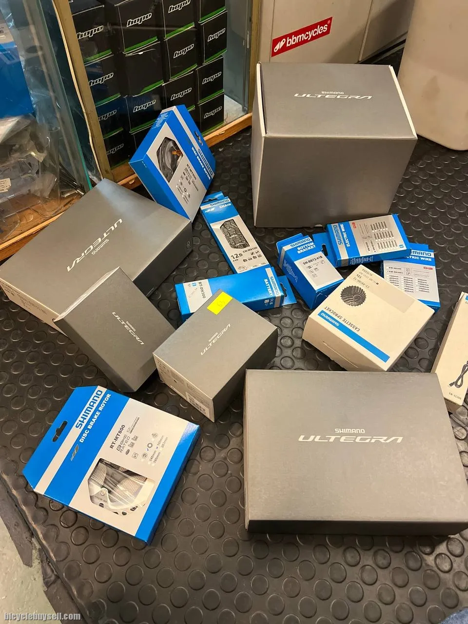 SHIMANO ULTEGRA R8170 12S DI2 DISC GROUPSET