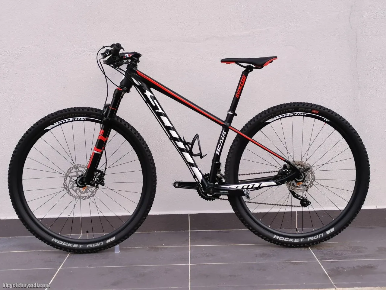 SCOTT Scale 990 29er MTB Saiz S. Race ready. RM3.3K. Kondisi used 9/10. Tak pernah di offroad.