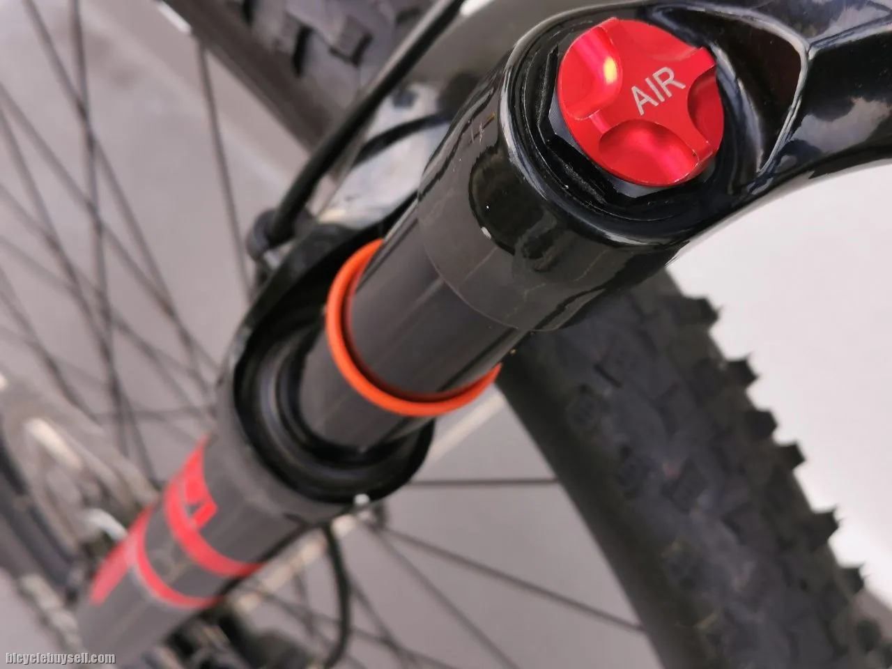 SCOTT Scale 990 29er MTB Saiz S. Race ready. RM3.3K. Kondisi used 9/10. Tak pernah di offroad.