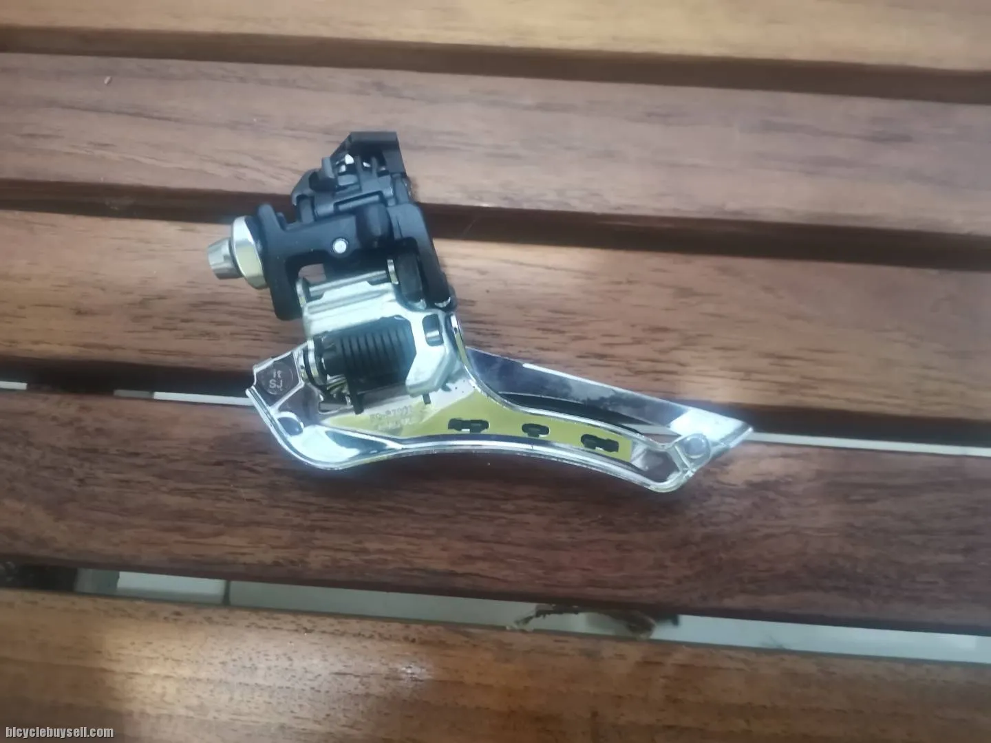 Shimano 105 R7000 FD USED