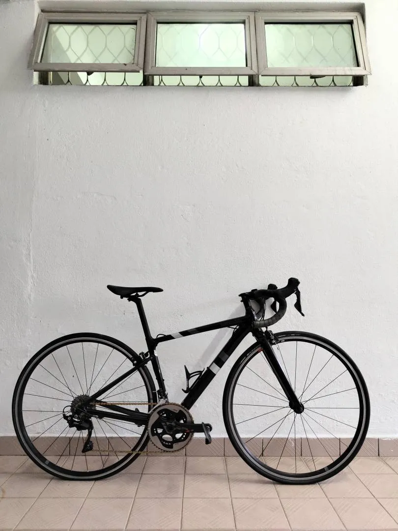 Cannondale CAAD 13 (Size 44) w/ Sram Red 165mm
