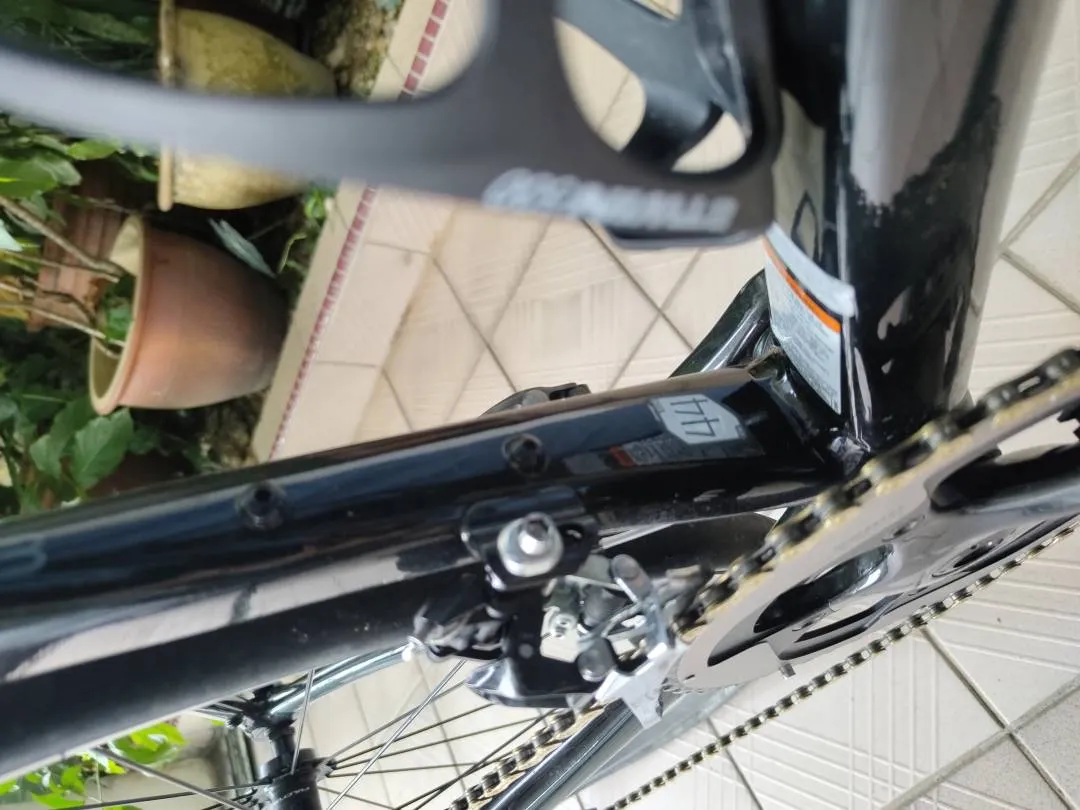 Cannondale CAAD 13 (Size 44) w/ Sram Red 165mm